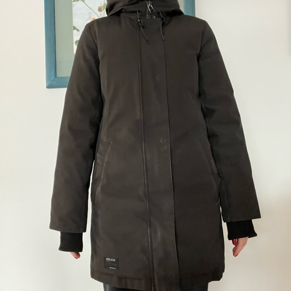 Golden Haven Parka - Picture 2 of 4